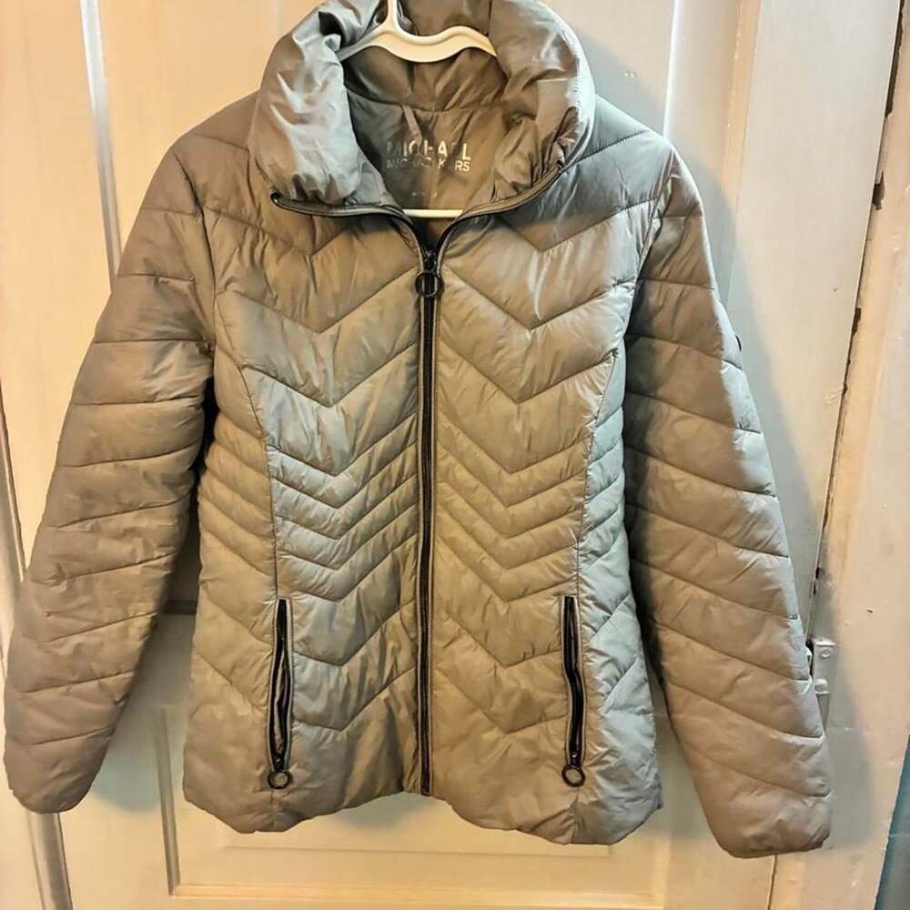 Michael Kors Chevron Packable Puffer Jacket Gray Size S